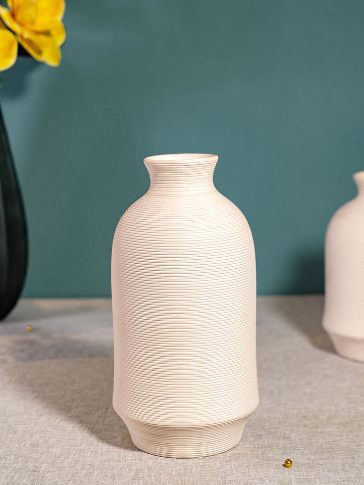 Buy Ceramic-Cream-Vase-Small-Eh044044018